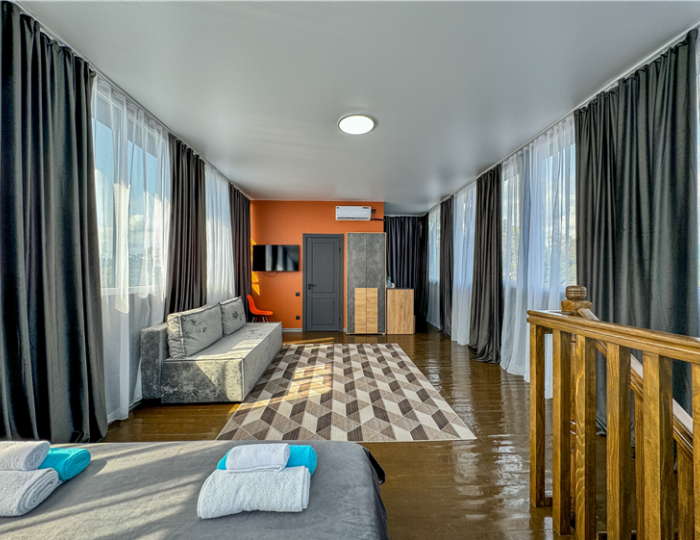 Superior Comfort Panorama - Отель Bruni Loft Hotel / Бруни Лофт Цандрипш