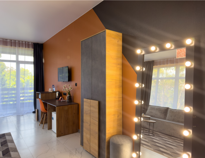 Superior Comfort с балконом - Отель Bruni Loft Hotel / Бруни Лофт Цандрипш