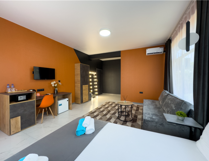 Superior Comfort с балконом - Отель Bruni Loft Hotel / Бруни Лофт Цандрипш