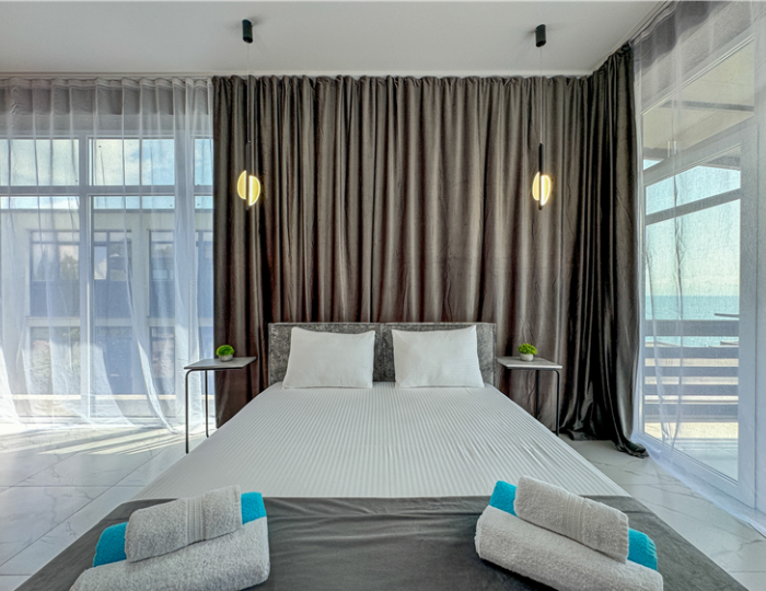 Делюкс 2-местный 2-комнатный Панорама с балконом - Отель Bruni Loft Hotel / Бруни Лофт Цандрипш